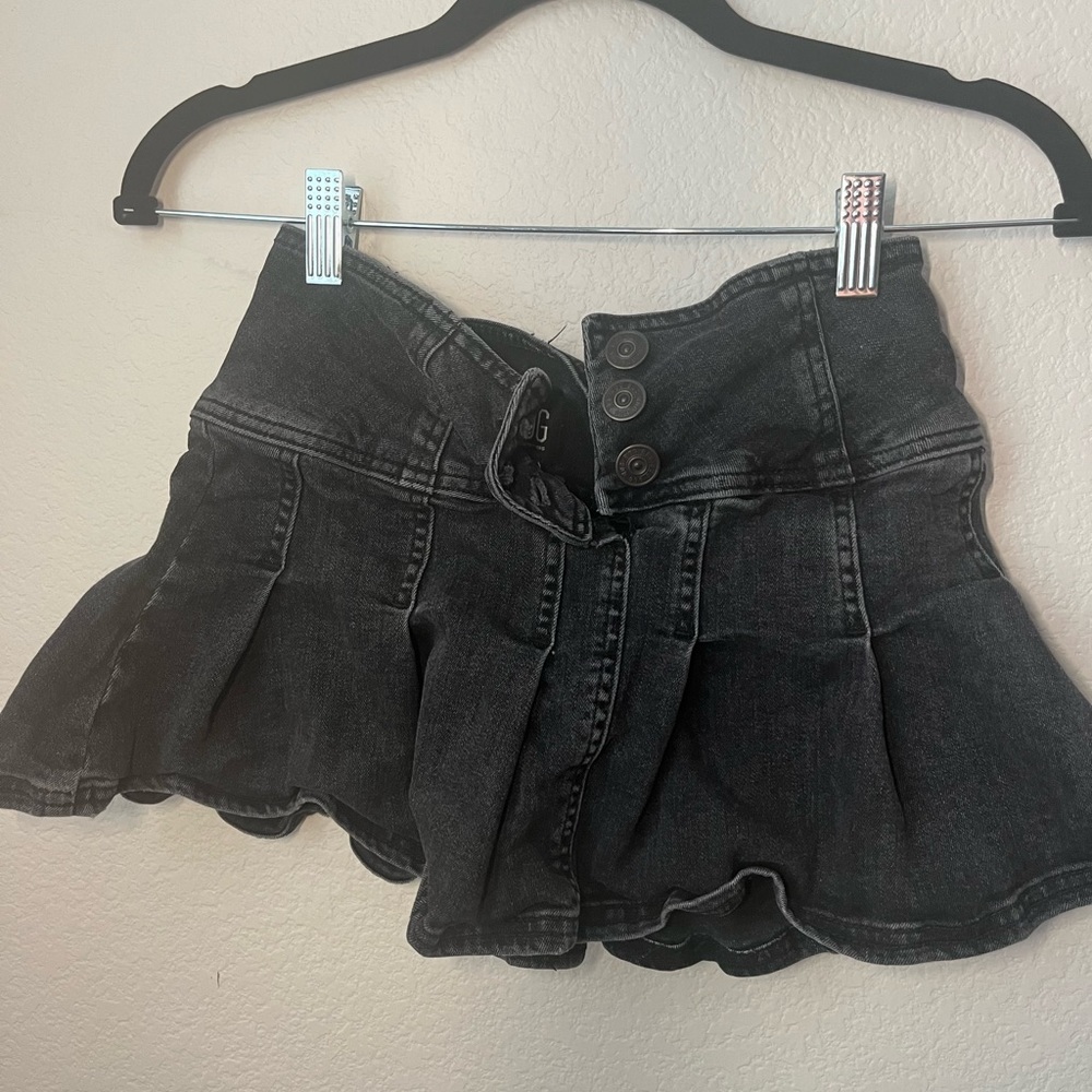 UO Denim Button-Front Kilt Skirt